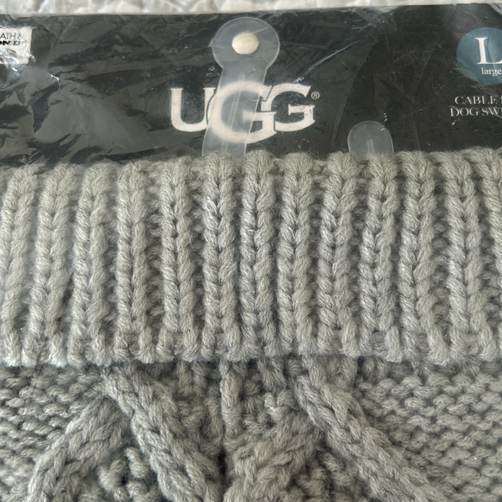 UGG Cable Knit Dog Sweater - Picture 3 of 5